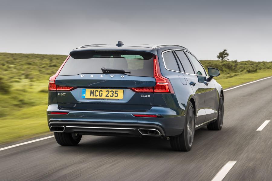  Volvo V60 D4 Inscription 2018 года  (UK) (фото 29 из 34)